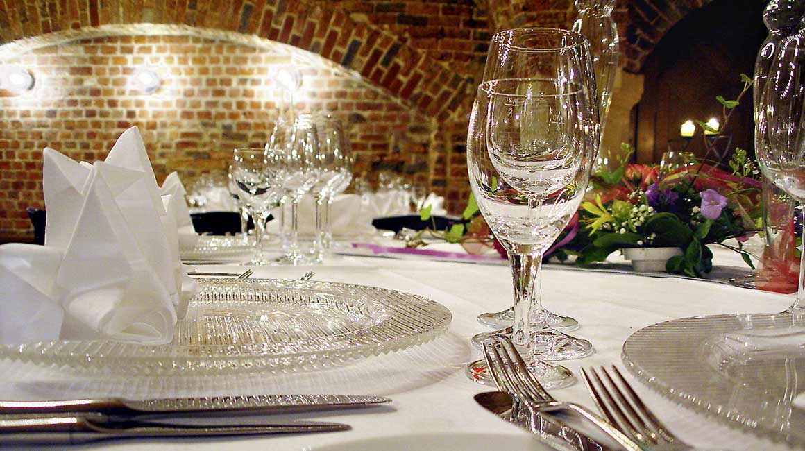 Kaminraum für Feiern im Schlossrestaurant Zentgraf in Gifhorn - Foto 04